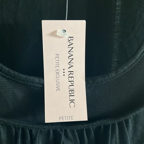 NWT Banana Republic Black Basic Sleeveless Tank Top Size S/P - Picture 7 of 7